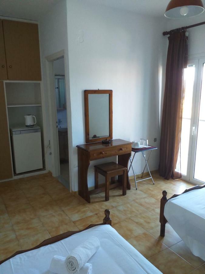 Sam΄S Rooms Agios Georgios  Exterior foto